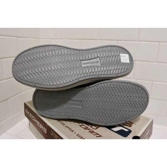 NIB Men’s Skechers 11 - Picture 8 of 10